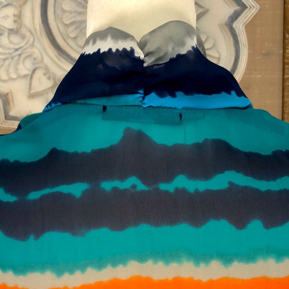 NWOT! Soprano gorgeous night out navy blue flowy/fitted mini dress. Sz XS. - Picture 6 of 8